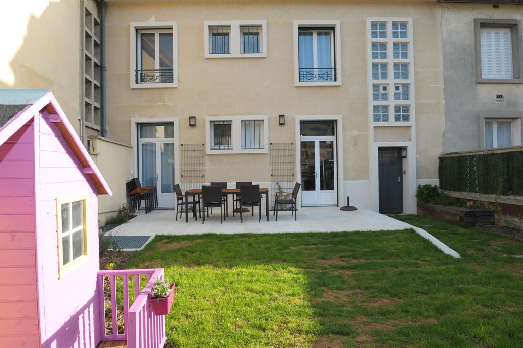 Bed and Breakfast Au Coeur De Бове Екстер'єр фото